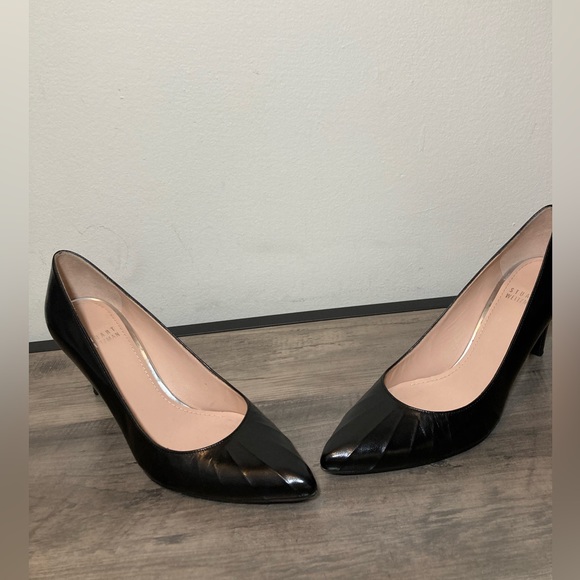 Stuart Weitzman Black Leather Pointed Toe Heels - Picture 6 of 17